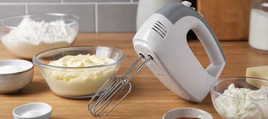 Handmixer bei empfindlichen Zutaten: So vermeiden Sie Uebermischen